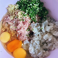荠菜虾仁大馄饨的做法图解1