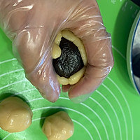 枣泥蛋黄螃蟹月饼的做法图解10