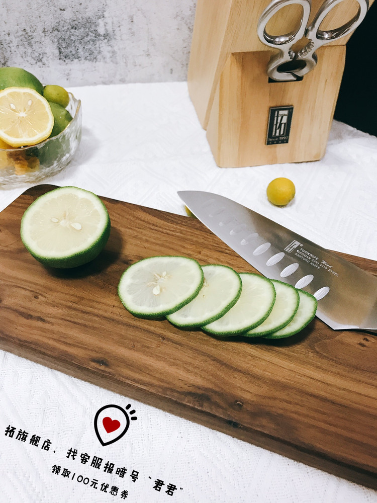 不用冰块的冰镇柠檬冷饮的做法