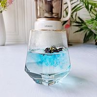 清凉一夏～夏日冰沙牛奶的做法图解2