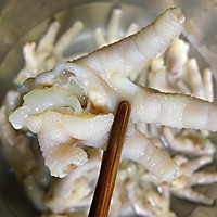 绿咖喱土豆鸡爪的做法图解1