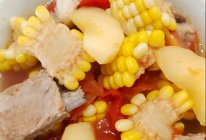 酷夏时节来一碗低脂开胃的番茄玉米排骨汤的做法