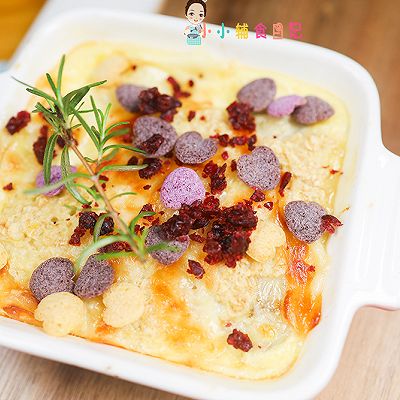 12个月以上辅食鸡蛋燕麦烤香蕉芝士