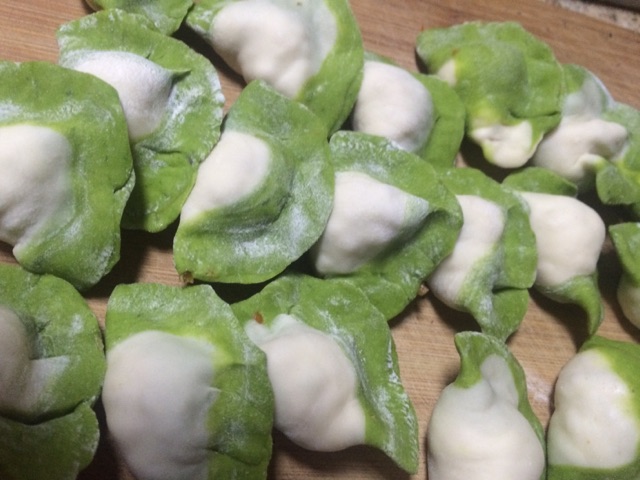 花样饺子之白菜的做法图解5