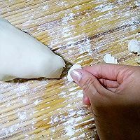 培根时蔬炒猫耳面#花家味道#的做法图解4