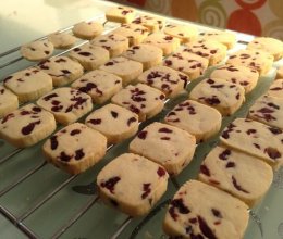 低油和糖蔓越莓饼干的做法