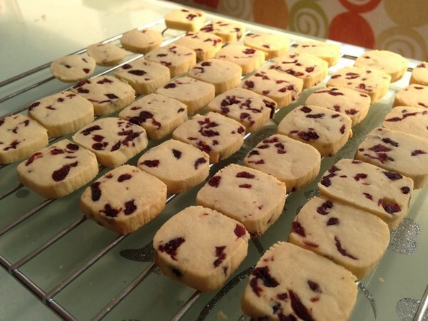 低油和糖蔓越莓饼干的做法