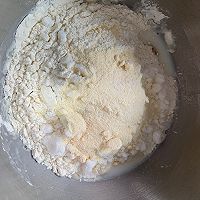 ‼️咸口火腿肠肉松面包㊙️一次性发酵的做法图解1
