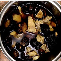 冬菇闷排骨的做法图解3