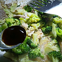 蒜蓉肉炒西蓝花的做法图解4