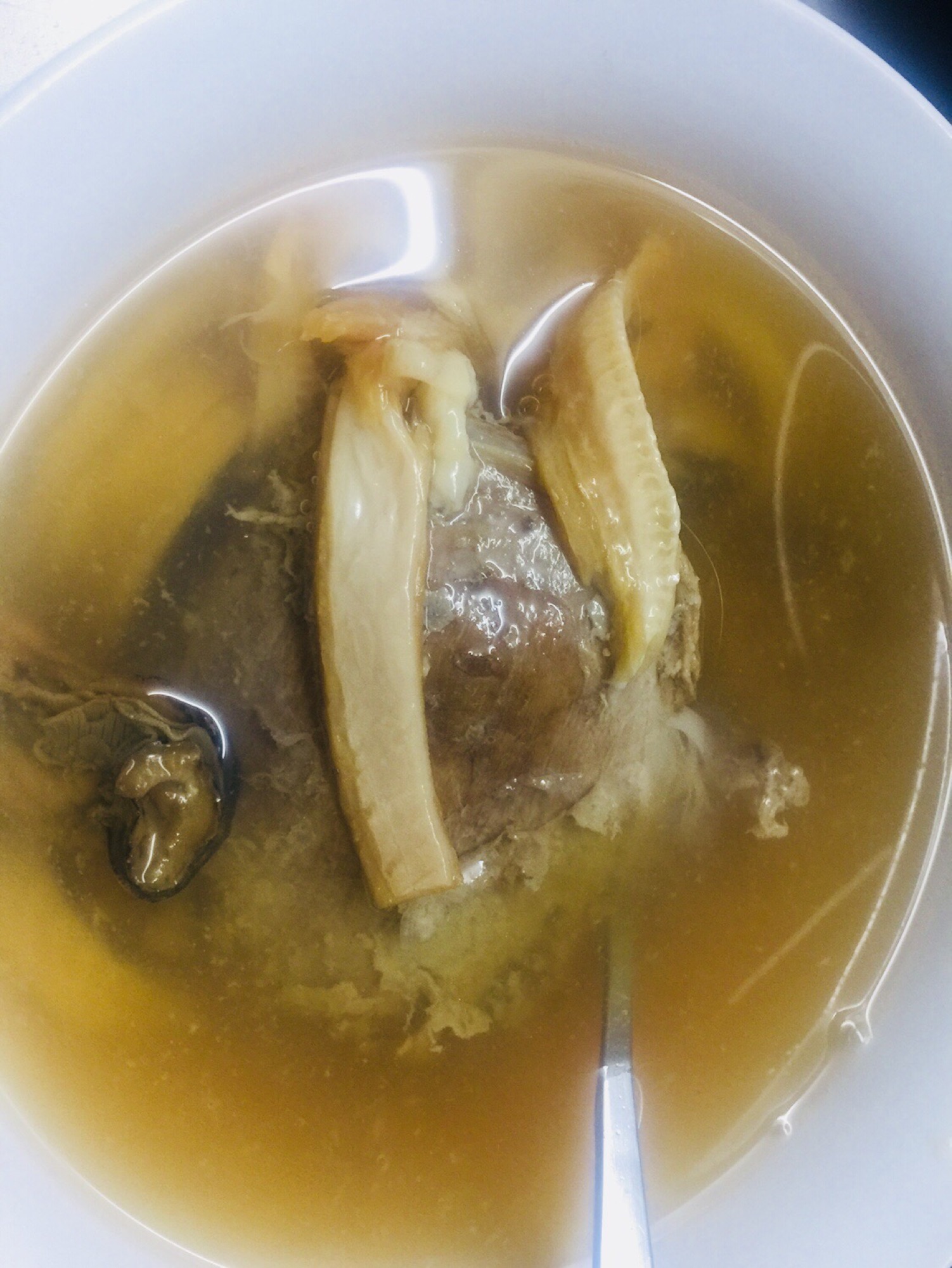 春季滋润补钙 鱼唇牡蛎瘦肉汤怎么做 春季滋润补钙 鱼唇牡蛎瘦肉汤的做法 豆果美食 春季滋润补钙 鱼唇牡蛎瘦肉汤怎么做 春季滋润补钙 鱼唇牡蛎瘦肉汤的做法 豆果美食