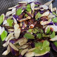 #寻味外婆乡 香满中秋宴#青椒炒茄子的做法图解10