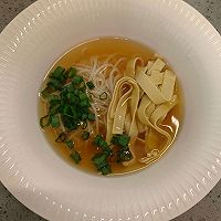#轻食季怎么吃#汤之鲜米线的做法图解9