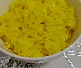 黄糯米饭(傣语:拷棱)制作的做法