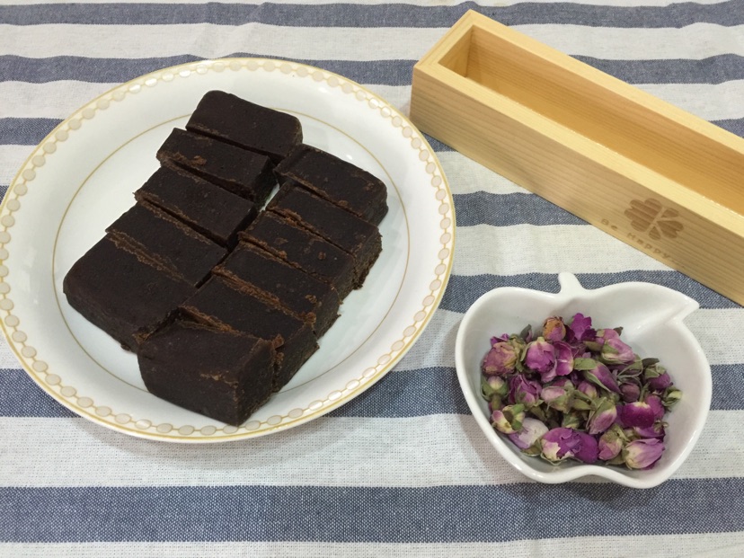 黑糖玫瑰膏的做法图解1