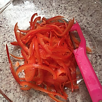 子苏叶拌青瓜红椒的做法图解3