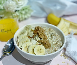 #十分钟开学元气早餐#香蕉牛奶燕麦粥的做法