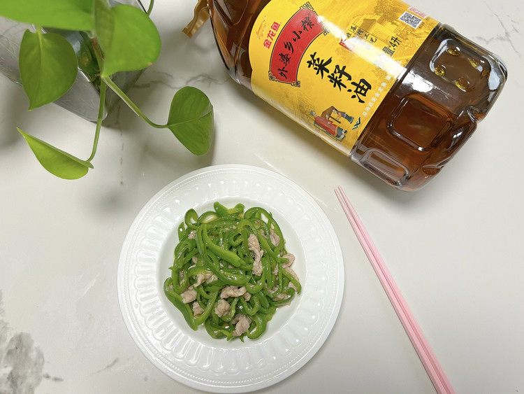 青椒炒肉丝的做法