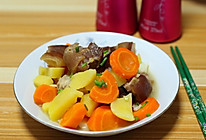 腊蹄子炖土豆胡萝卜的做法
