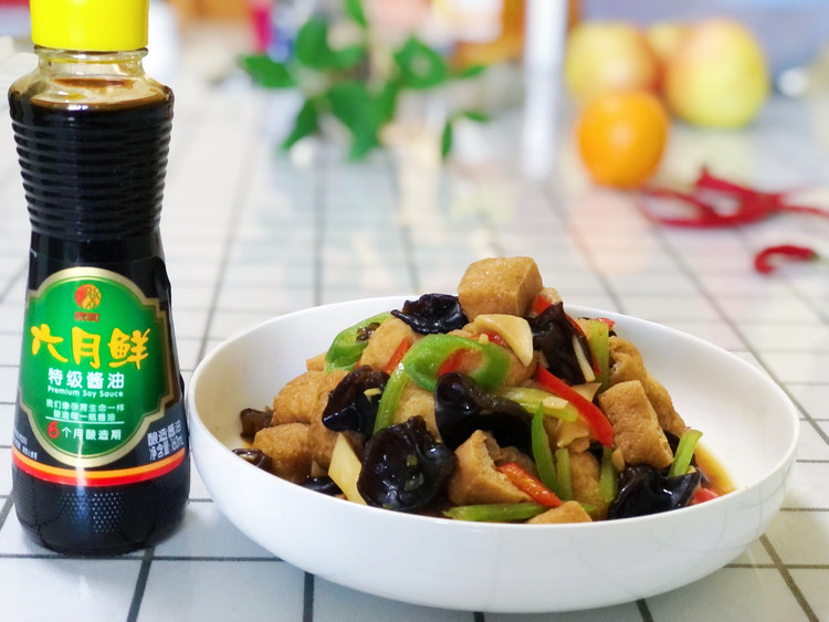 青椒油豆腐的做法