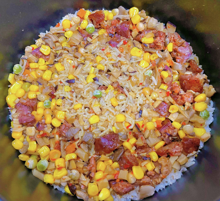 腊肠焖饭的做法