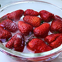 #春季减肥，边吃边瘦#小草莓爱上梨的做法图解1