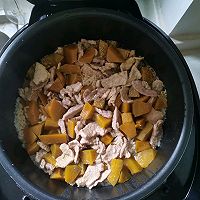 贝贝南瓜猪肉饭的做法图解7