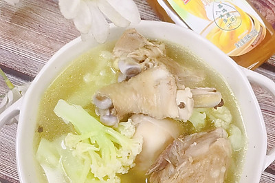 鸡汁花菜鸡腿汤