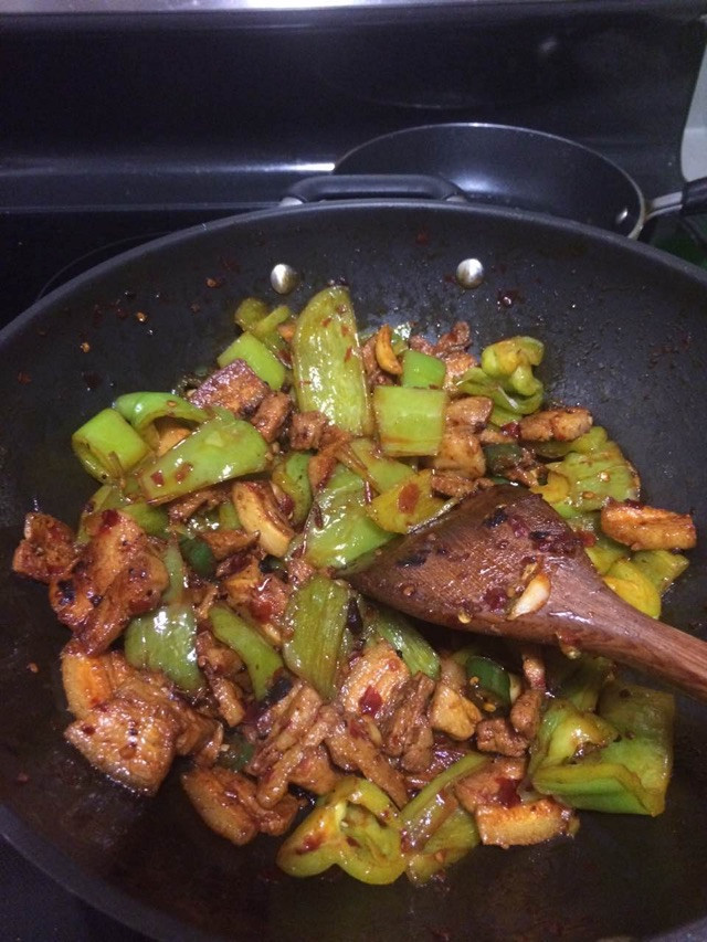 青椒回锅肉的做法