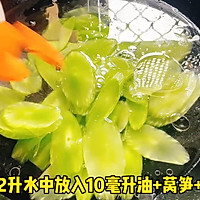 #来诺辉京东 解锁“胃”来资产# 莴笋炒肉片的做法图解2