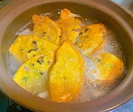 简单美味蛋饺煲，木耳萝卜干肉末馅的做法