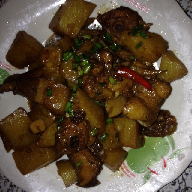土豆红烧鸡腿的做法图解6
