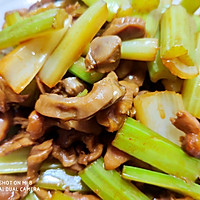芹菜炒鸡胗的做法图解9