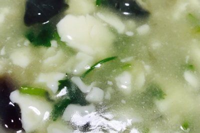 皮蛋豆腐汤