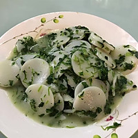 荠菜炒年糕的做法图解2