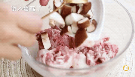 小春鸡炖木耳24M+的做法图解6