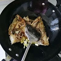 鱼头豆腐汤的做法图解7