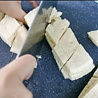 辣椒炒脆皮豆腐的做法图解2