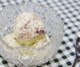 草莓冰淇淋（冰激凌）的做法