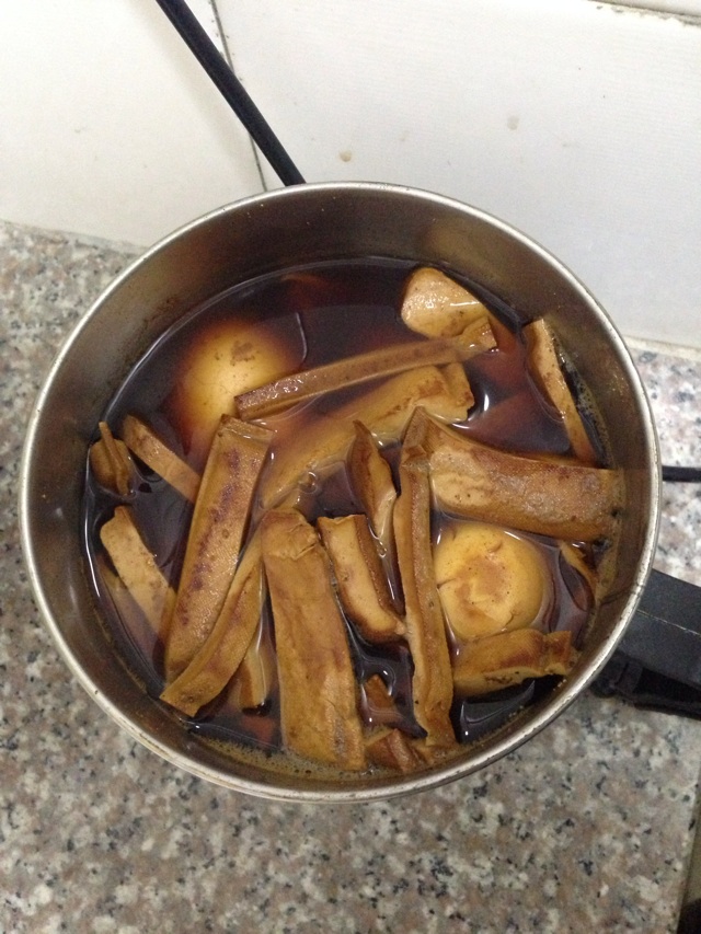 电热杯煮卤豆干，鸡蛋，熬夜小吃，早点佳品