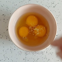 鸡蛋馒头片的做法图解1