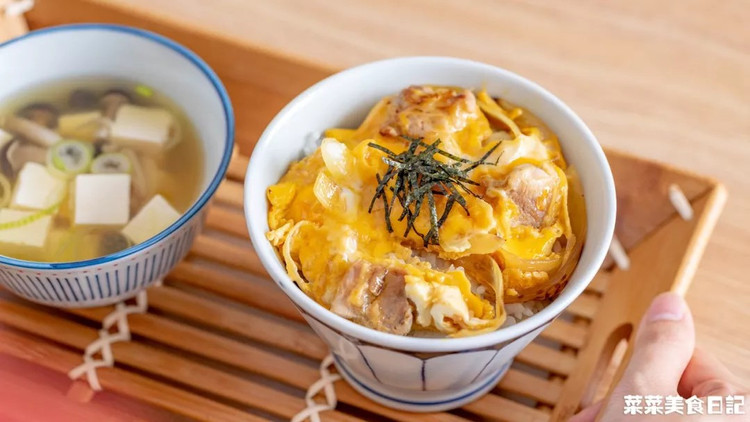 亲子丼｜鲜嫩润滑的做法