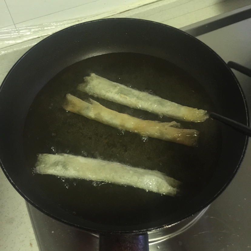 浙江嘉兴的年味---荠菜鲜肉春卷#维达与你传承年味#的做法图解8