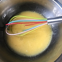 童趣戚风小蛋糕的做法图解2