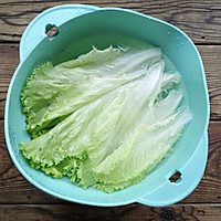 蚝油生菜这样做颜色翠绿不发黑，口感脆嫩还入味！的做法图解2