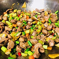 酸辣鸡胗的做法图解10