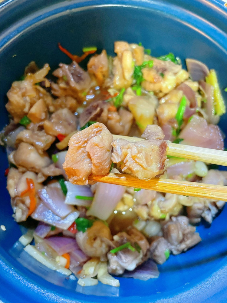 砂锅焗鸡块，鲜嫩又多汁！的做法