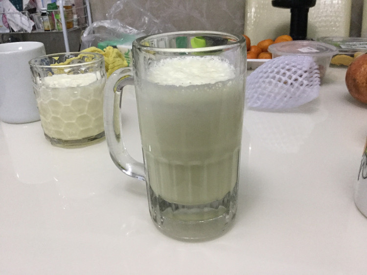 菠萝苹果奶昔的做法