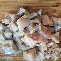 家常菜-鲜美的丝瓜焖田鸡的做法图解3