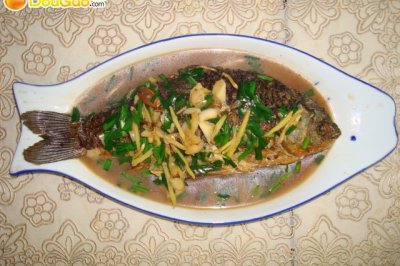 红烧鲫鱼——豆果美食